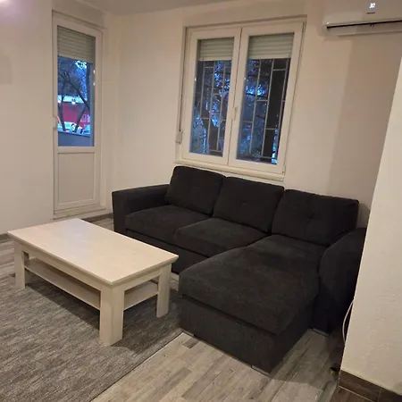 Ena Apartment